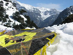 Drachen mit orthodoxem Kirchenwappen in Omalos