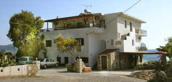 Sunset-Restaurant in Falasarna von vorn