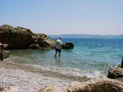 unterhalb der Strasse