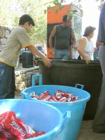 k�belweise eisgek�hlte Coca-Cola 