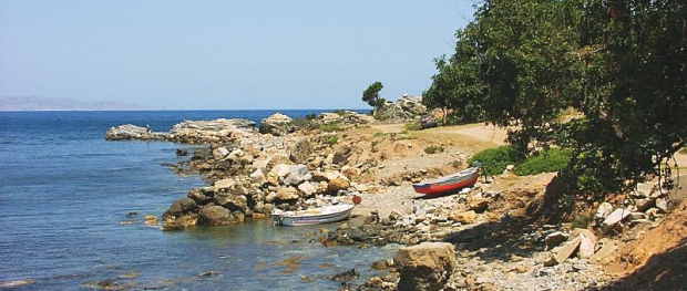 Nopgia, Bucht mit zwei Schiffen