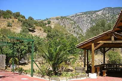 Oasis-Restaurant am Ende der Irini-Schlucht