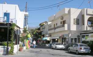 Sougia Mainstreet mit Blick zum Meer