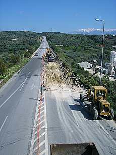 Bauarbeiten in Tavronitis