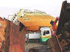 Abr�umarbeiten 2003 am Strand